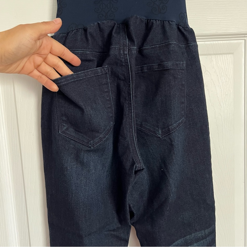 Jessica Simpson | Maternity Skinny Dark Wash Jeans - Picture 5 of 8